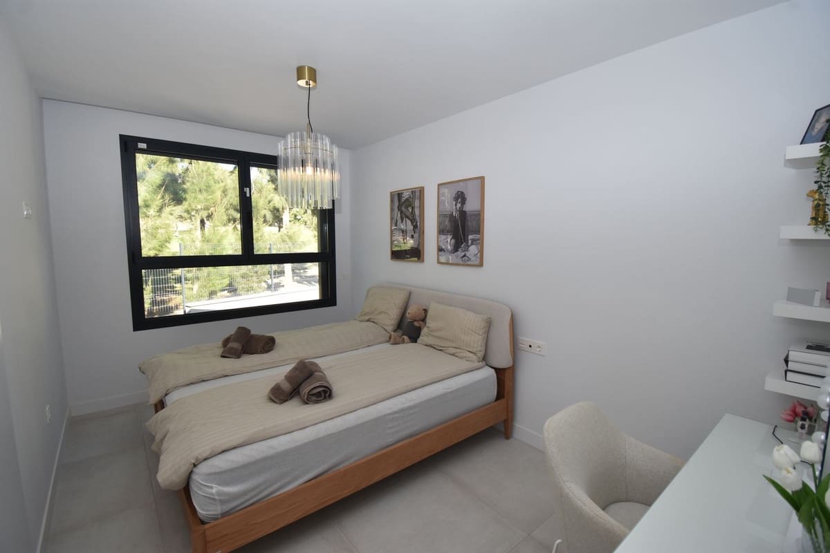 4 bedroom Townhouse for sale in Mijas Costa with pool - € 1,099,999 (Ref: 9433290)