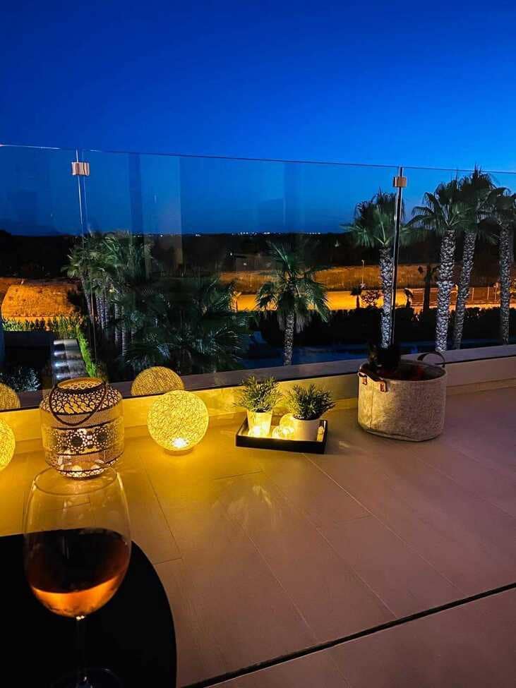 2 sypialnia Penthouse na sprzedaż w Las Colinas Golf z basenem garażem - 369 000 € (Ref: 9433291)