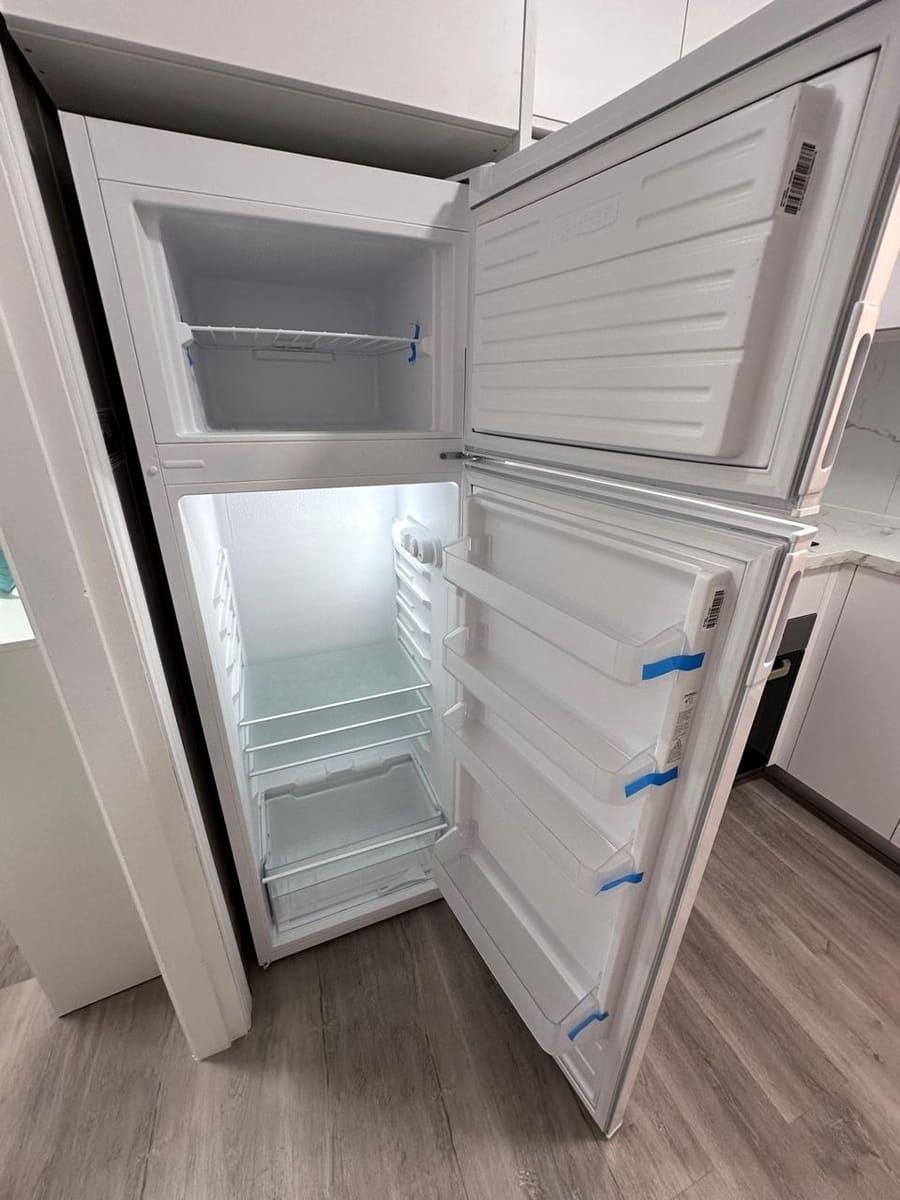 2 soveværelse Lejlighed til salg i Torrevieja med swimmingpool - € 182.000 (Ref: 9437090)