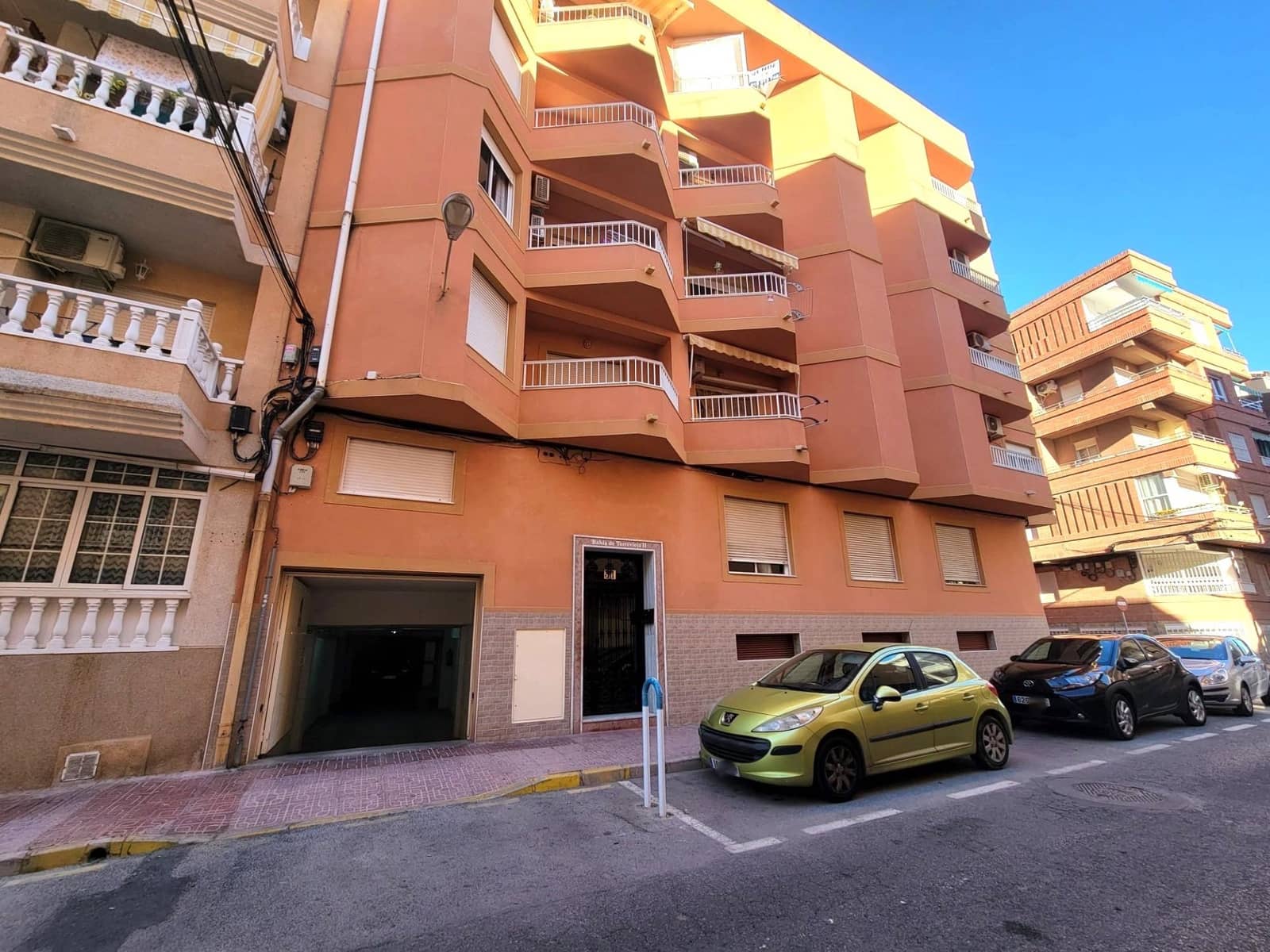 3 soveværelse Penthouse til salg i Torrevieja - € 189.000 (Ref: 9437091)