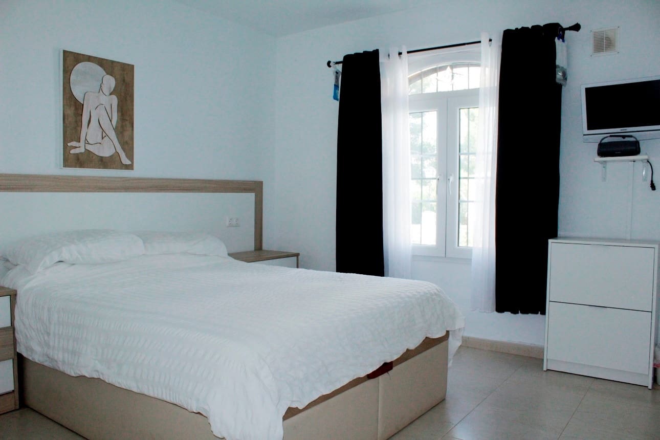 3 bedroom Villa for sale in Orihuela Costa with pool garage - € 329,990 (Ref: 9437093)