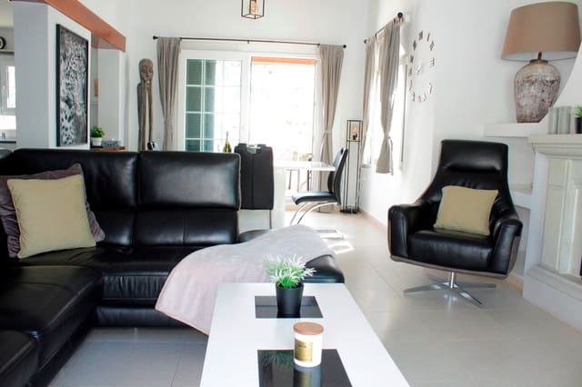 3 sovrum Villa till salu i La Zenia, Orihuela med pool garage - 329 990 € (Ref: 9437093)