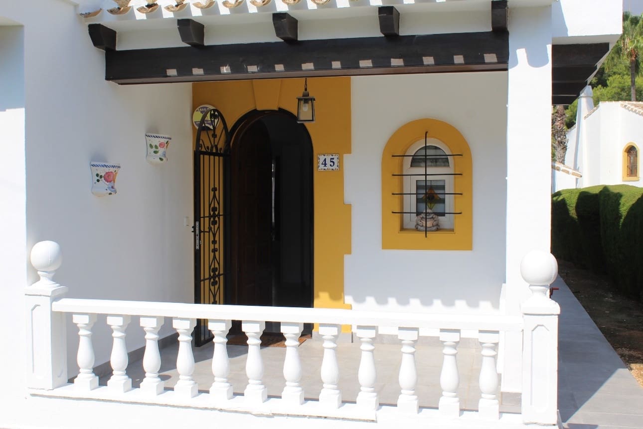 3 bedroom Villa for sale in Orihuela Costa with pool garage - € 329,990 (Ref: 9437093)