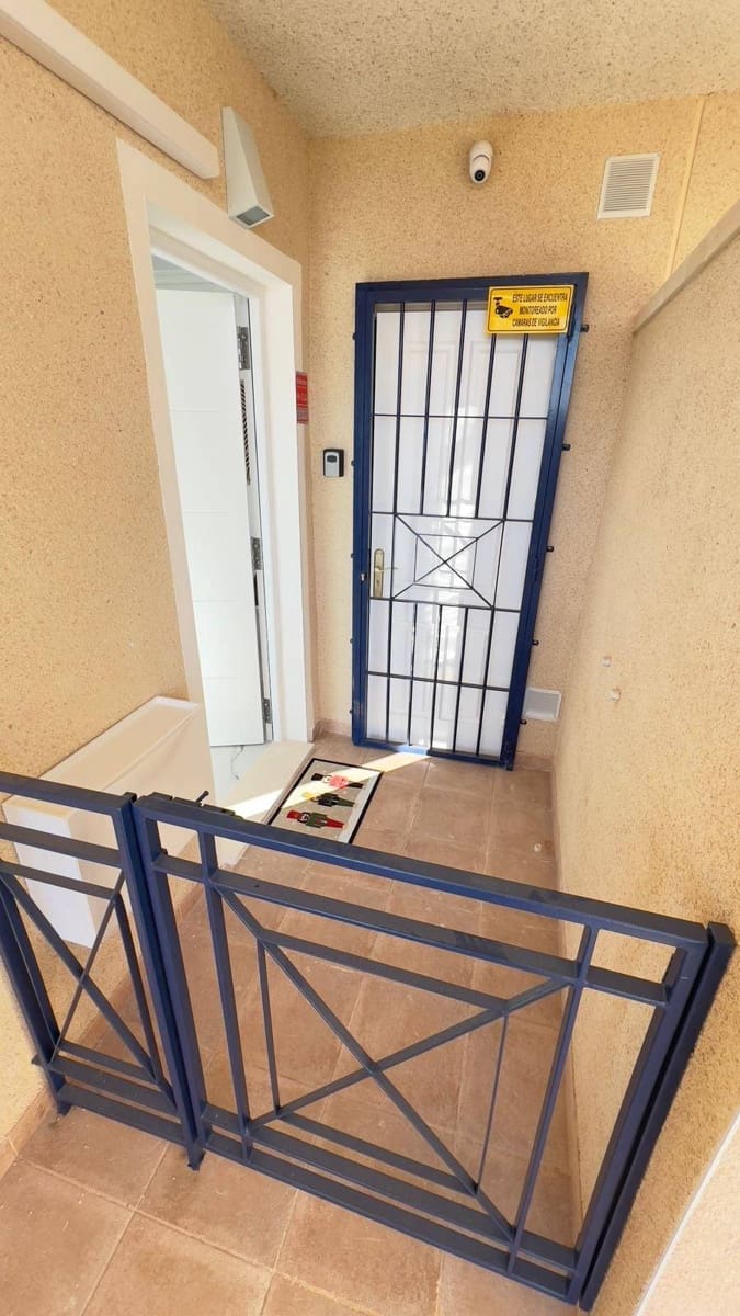 1 sovrum Takvåning till salu i Orihuela Costa med pool - 170 000 € (Ref: 9439957)