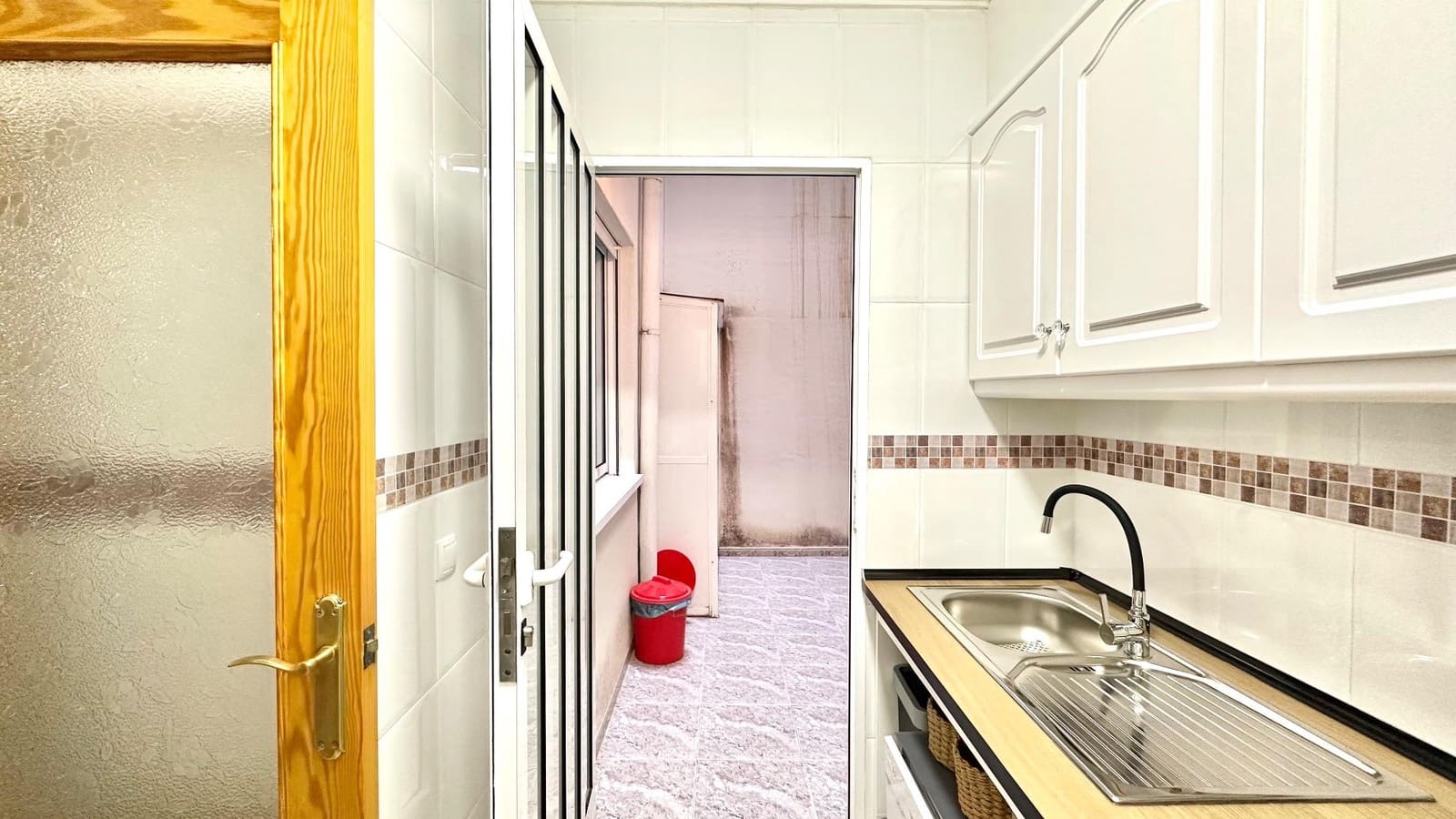 2 Zimmer Apartment zu verkaufen in Torrevieja - 154.900 € (Ref: 9441376)