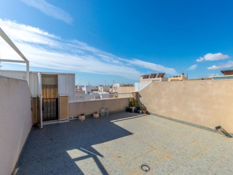 3 sovrum Takvåning till salu i Torrevieja - 229 000 € (Ref: 9446202)