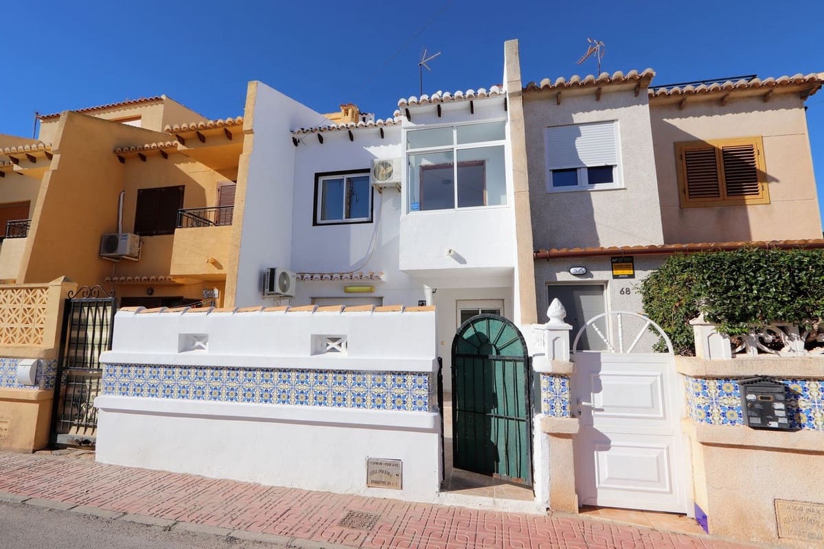 2 sypialnia Dom na sprzedaż w Los Balcones z basenem - 160 000 € (Ref: 9446206)