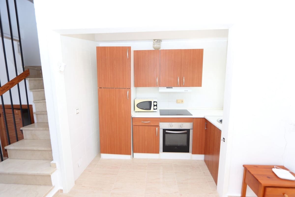 2 sypialnia Dom na sprzedaż w Los Balcones z basenem - 160 000 € (Ref: 9446206)