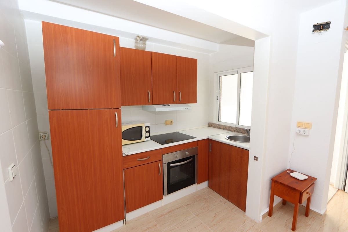 2 sypialnia Dom na sprzedaż w Los Balcones z basenem - 160 000 € (Ref: 9446206)