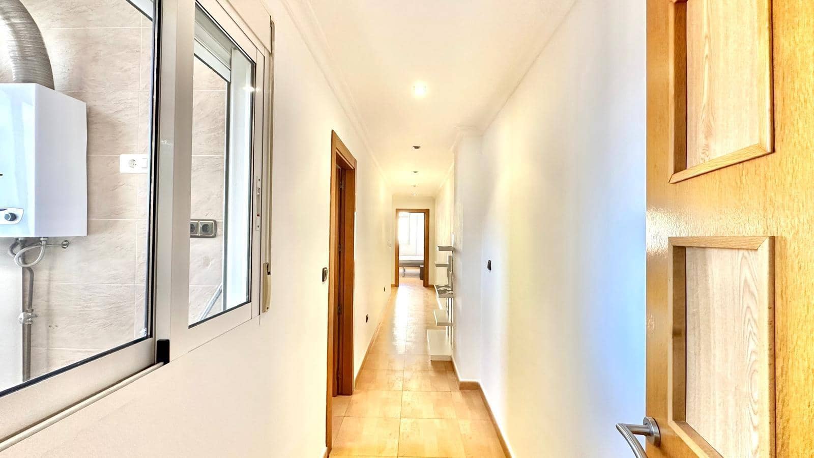 Apartamento de 3 habitaciones en Torrevieja en venta - 209.900 € (Ref: 9448693)