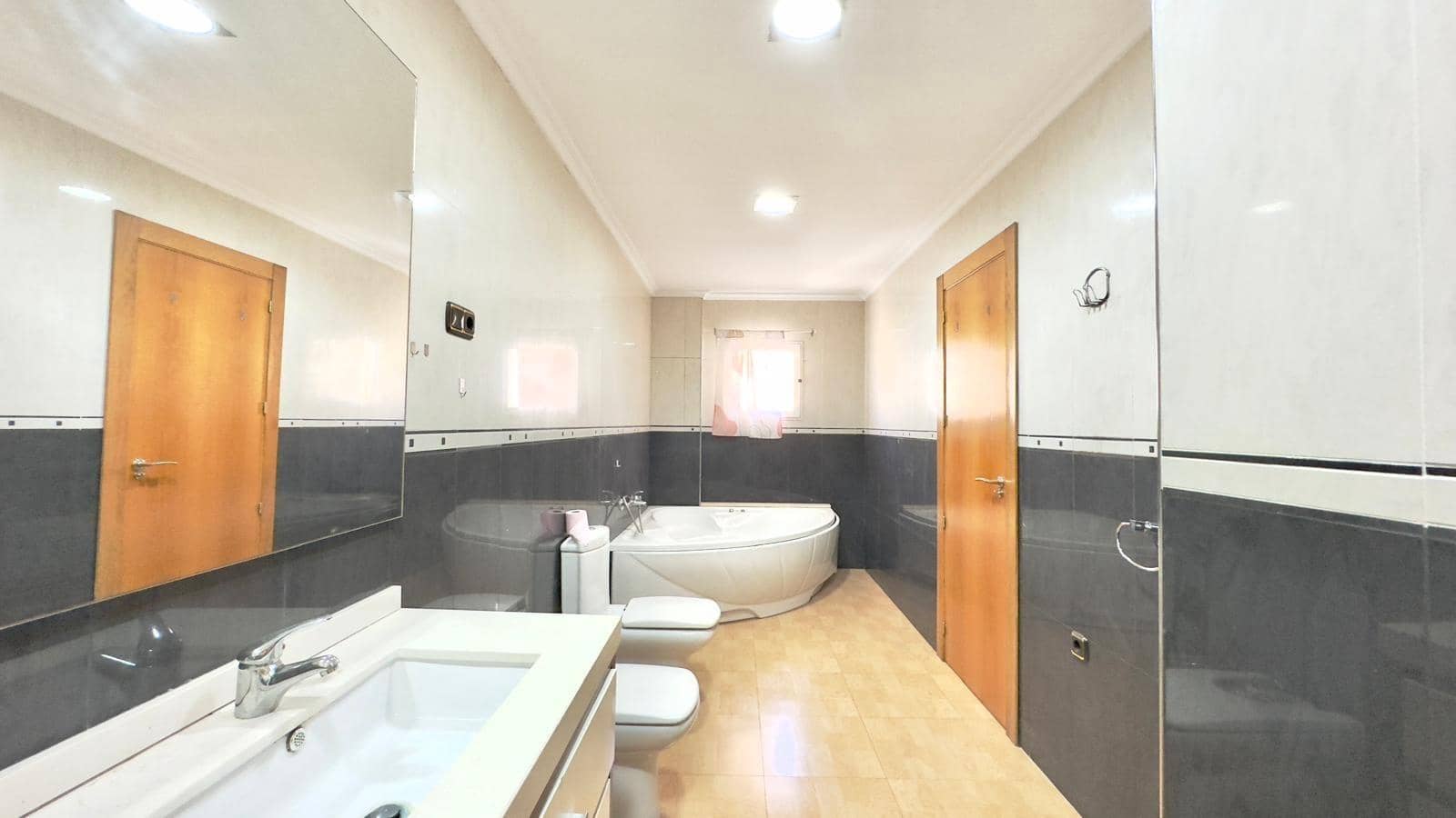 3 Zimmer Wohnung zu verkaufen in Torrevieja - 189.900 € (Ref: 9448693)