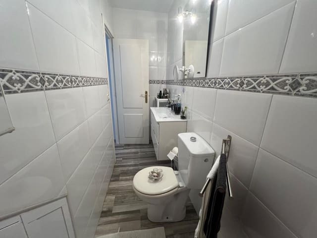 4 bedroom Townhouse for sale in Nueva Torrevieja, Torrevieja with pool - € 248,000 (Ref: 9448694)