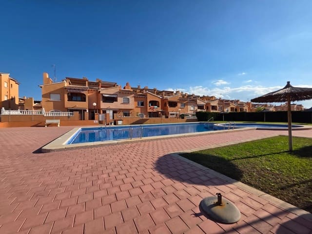 2 bedroom Bungalow for sale in Aguas Nuevas, Torrevieja with pool garage - € 165,000 (Ref: 9448697)
