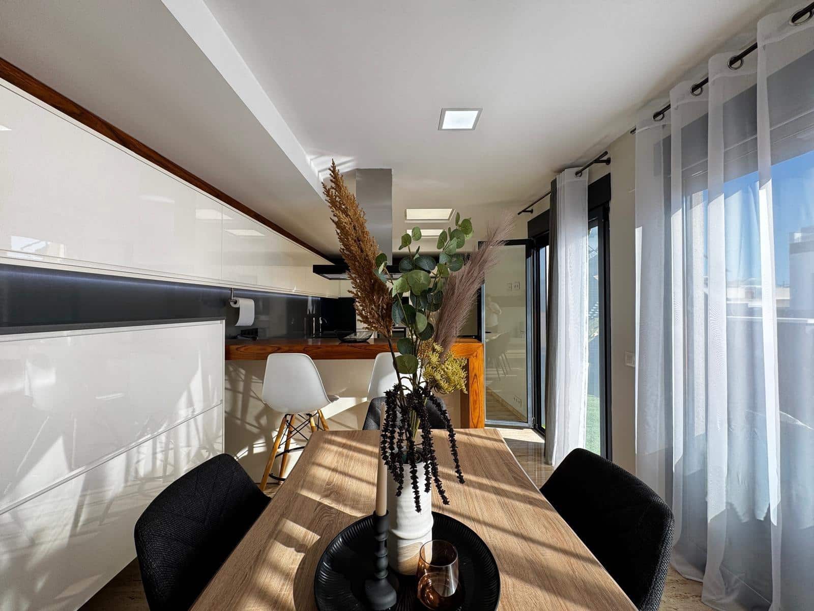 4 soverom Penthouse til salgs i Torrevieja med svømmebasseng - € 529 900 (Ref: 9448698)