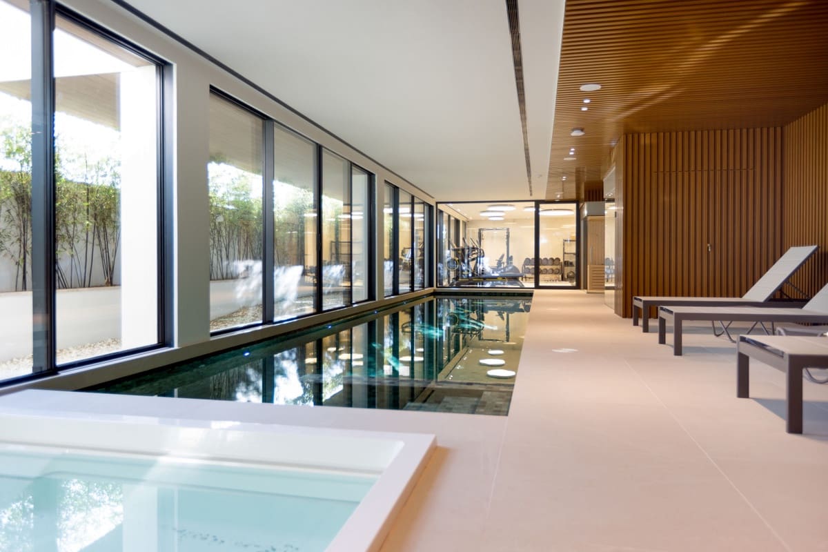 2 quarto Apartamento para venda em Estepona com piscina - 2 310 000 € (Ref: 9451525)