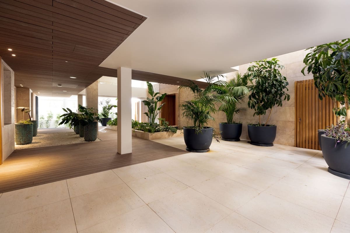 2 Zimmer Apartment zu verkaufen in Estepona mit Pool - 3.003.000 € (Ref: 9451525)