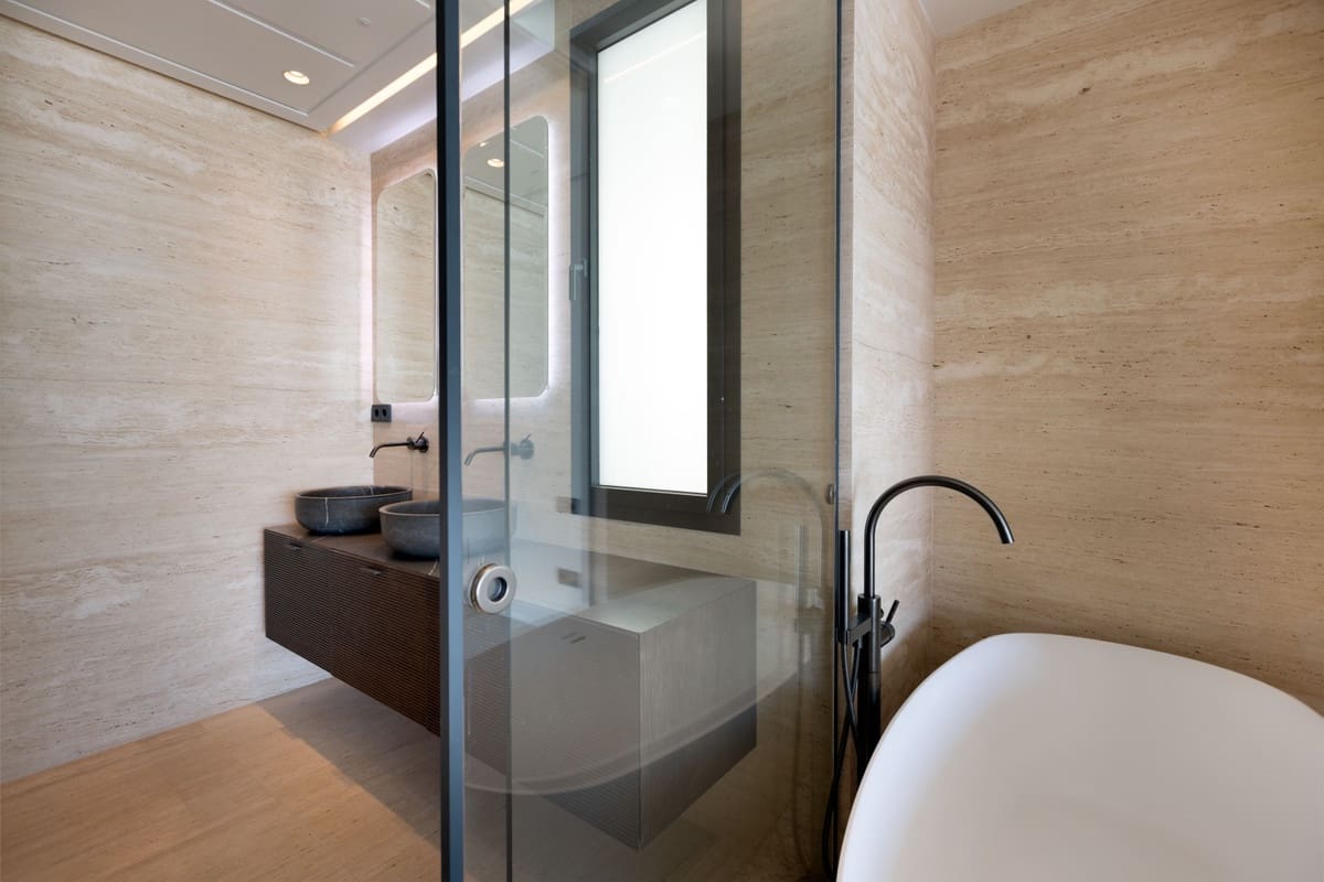 2 Zimmer Apartment zu verkaufen in Estepona mit Pool - 3.003.000 € (Ref: 9451525)