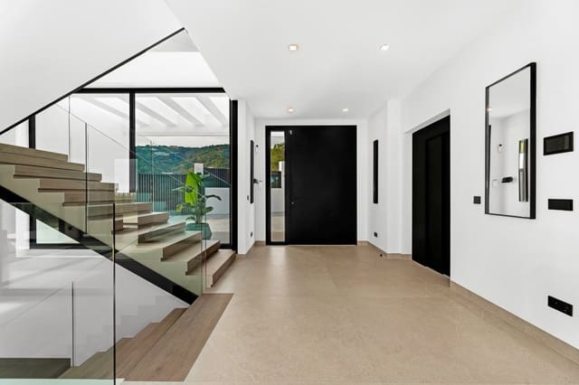 6 slaapkamer Villa te koop in El Madroñal, Benahavís met zwembad - € 7.000.000 (Ref: 9451526)