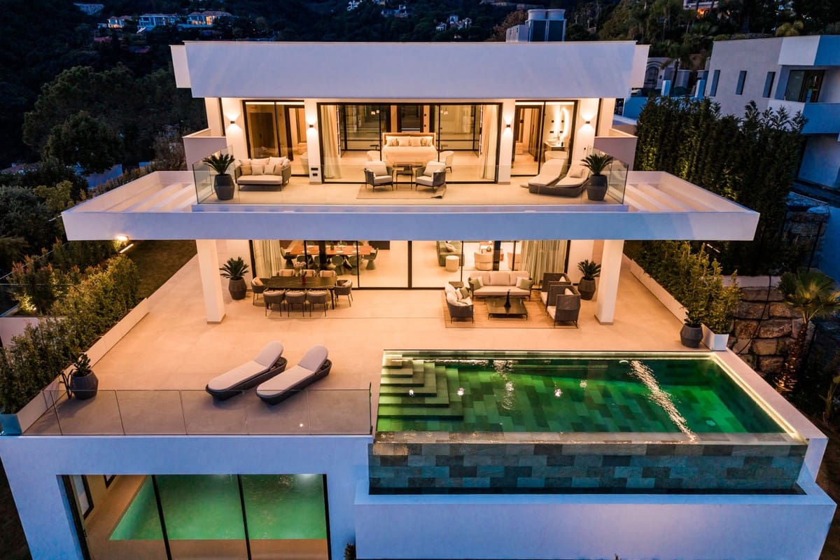 6 slaapkamer Villa te koop in El Madronal met zwembad - € 7.000.000 (Ref: 9451527)