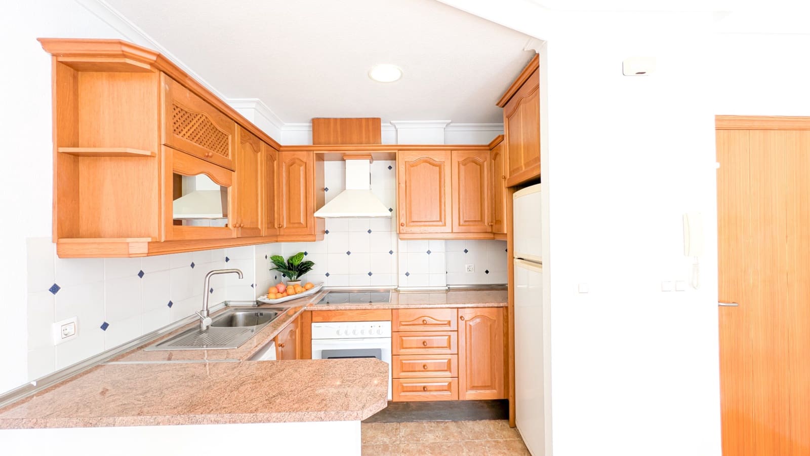 2 sovrum Lägenhet till salu i Orihuela Costa med pool - 169 000 € (Ref: 9452001)