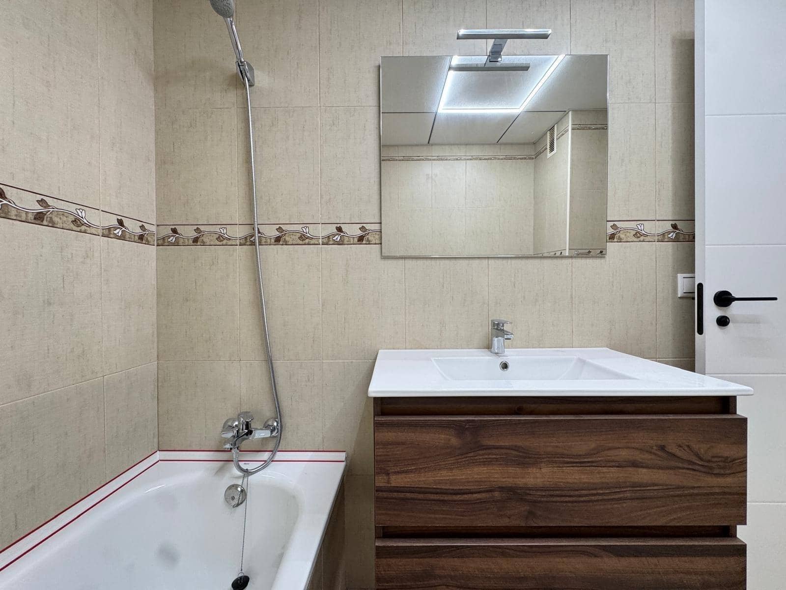 3 sypialnia Apartament na sprzedaż w Torrevieja - 189 900 € (Ref: 9452005)