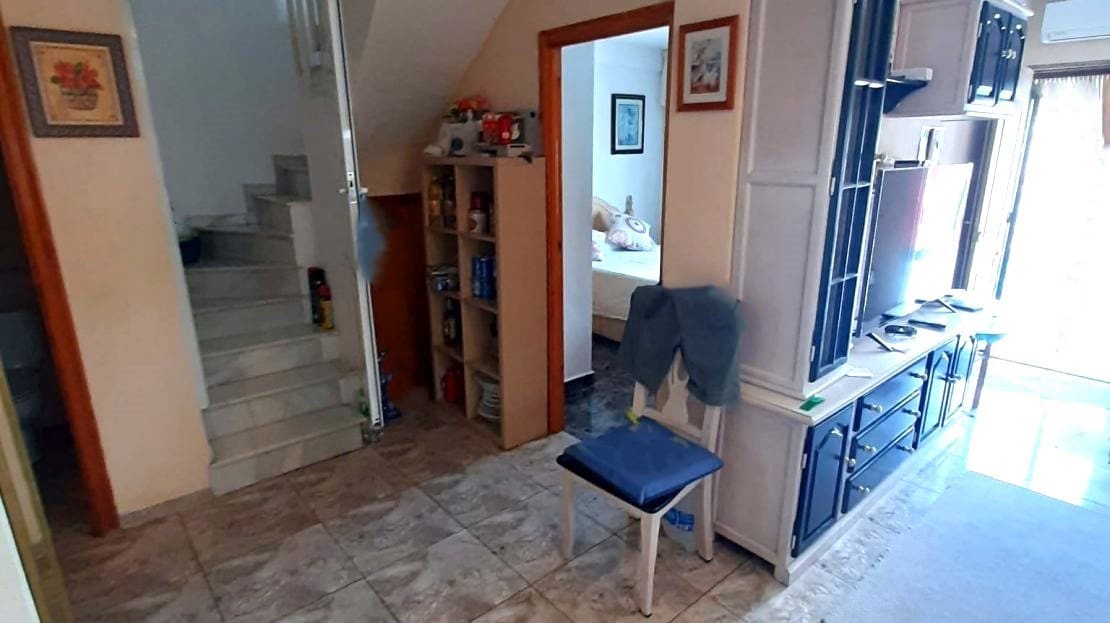 4 bedroom Bungalow for sale in Torrevieja with garage - € 189,000 (Ref: 9453210)