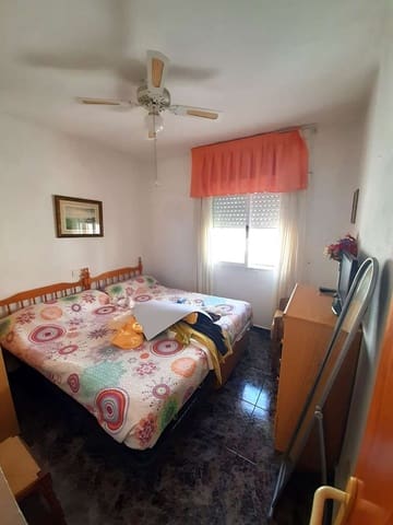 4 bedroom Bungalow for sale in El Chaparral - La Siesta - La Torreta, Torrevieja with garage - € 189,000 (Ref: 9453210)