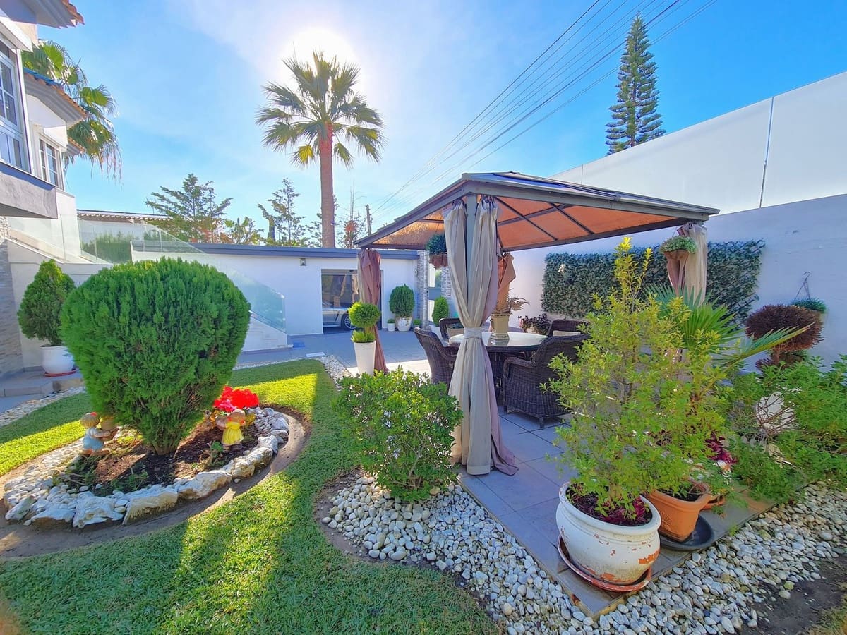 3 Zimmer Villa zu verkaufen in Estepona - 1.150.000 € (Ref: 9453213)