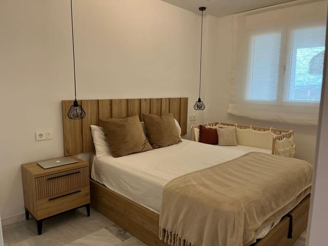 Apartamento de 3 habitaciones en Casares Pueblo, Casares en venta - 280.000 € (Ref: 9453216)