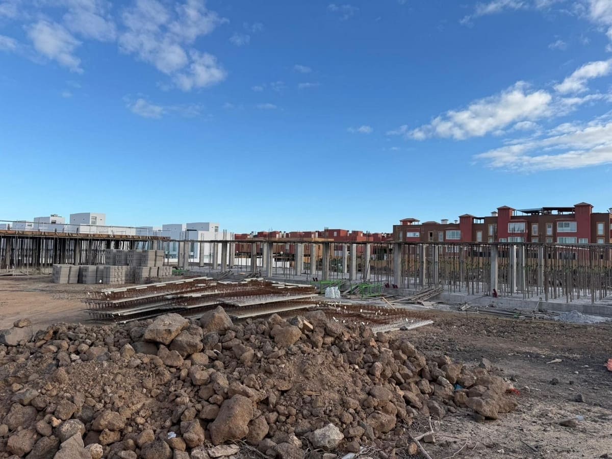 2 quarto Apartamento para venda em Corralejo com piscina - 289 000 € (Ref: 9459757)