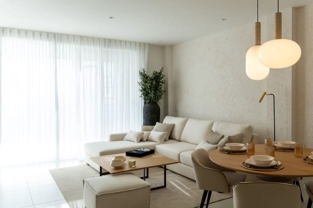 2 bedroom Apartment for sale in El Higuerón, Fuengirola with pool - € 499,000 (Ref: 9459760)