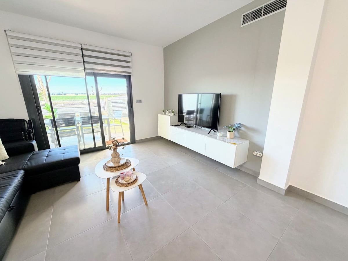 Apartamento de 2 habitaciones en Pilar de la Horadada en venta con piscina garaje - 219.900 € (Ref: 9461963)