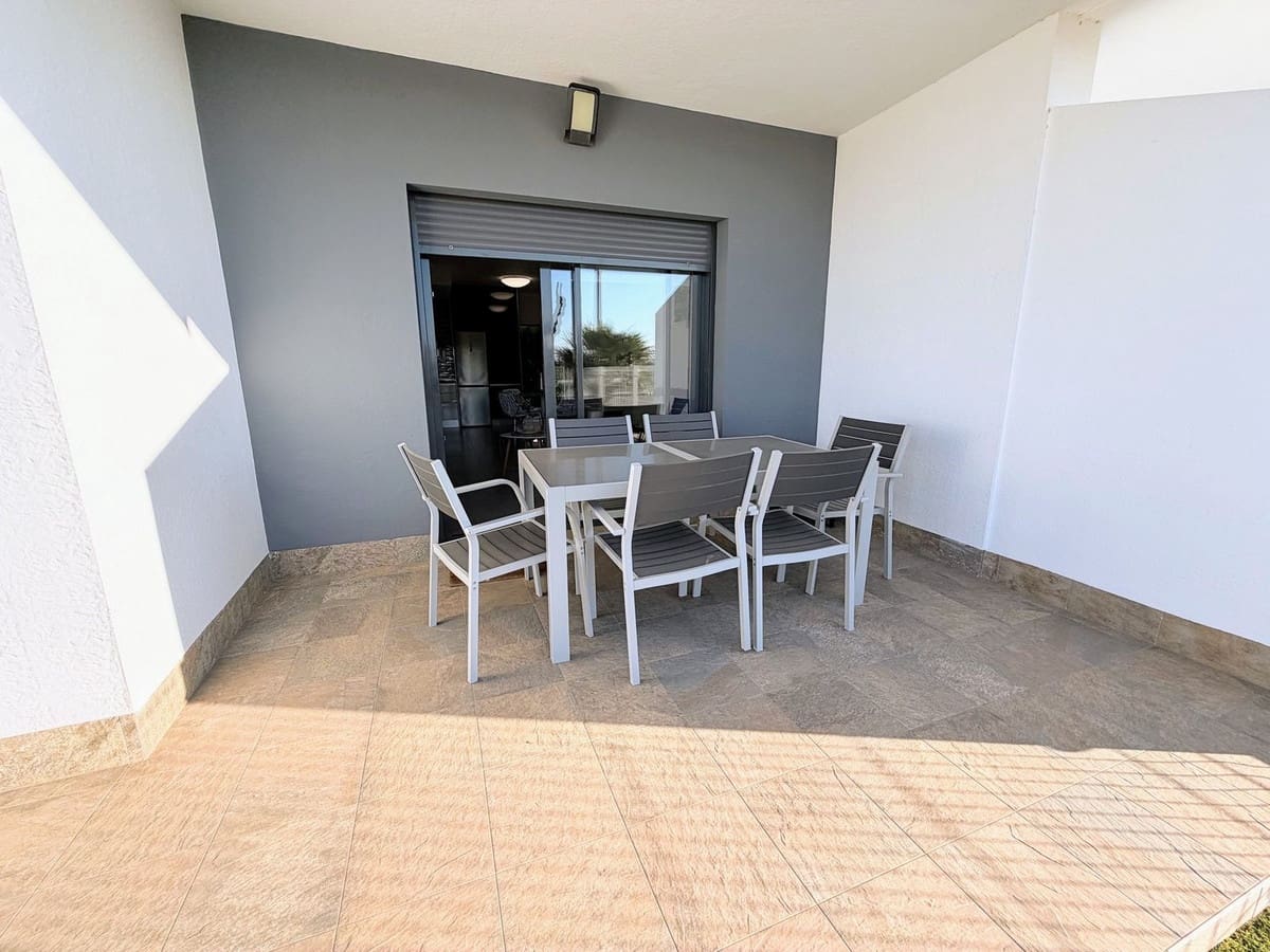 Apartamento de 2 habitaciones en Pilar de la Horadada en venta con piscina garaje - 219.900 € (Ref: 9461963)