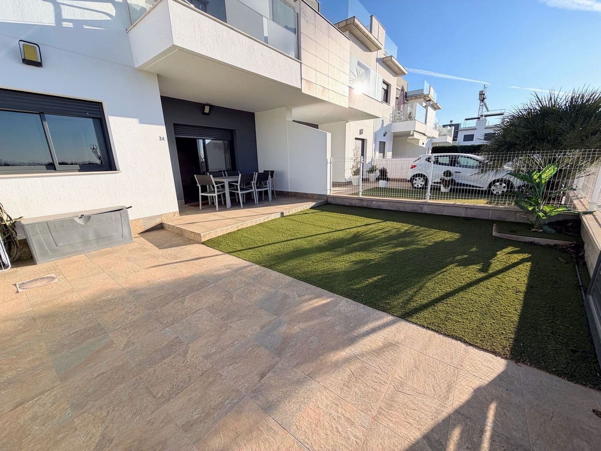 Apartamento de 2 habitaciones en Pilar de la Horadada en venta con piscina garaje - 219.900 € (Ref: 9461963)