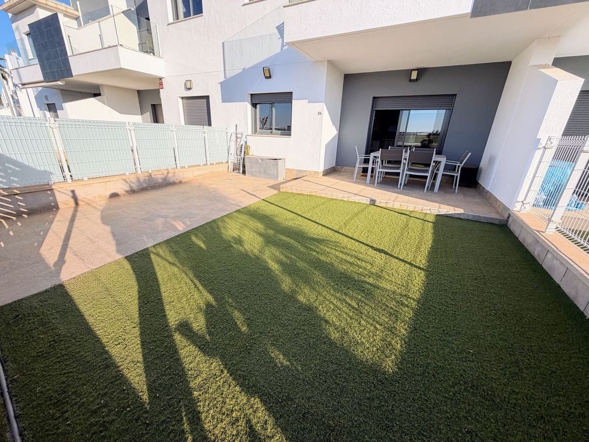 Apartamento de 2 habitaciones en Pilar de la Horadada en venta con piscina garaje - 219.900 € (Ref: 9461963)