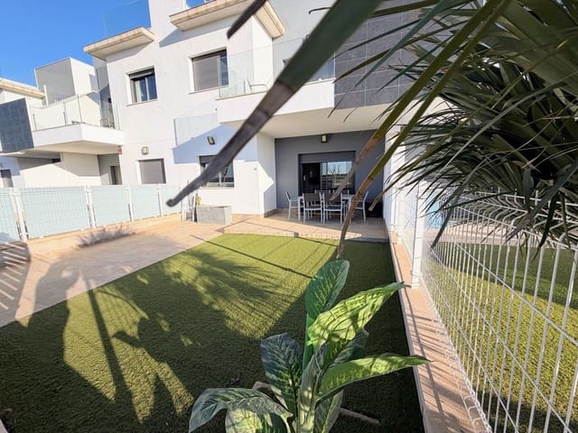 Apartamento de 2 habitaciones en Pilar de la Horadada en venta con piscina garaje - 219.900 € (Ref: 9461963)