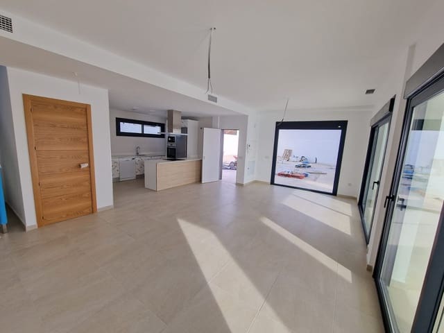 4 chambre Villa/Maison à vendre à Castillo de la Duquesa, Manilva avec piscine - 780 000 € (Ref: 9464899)