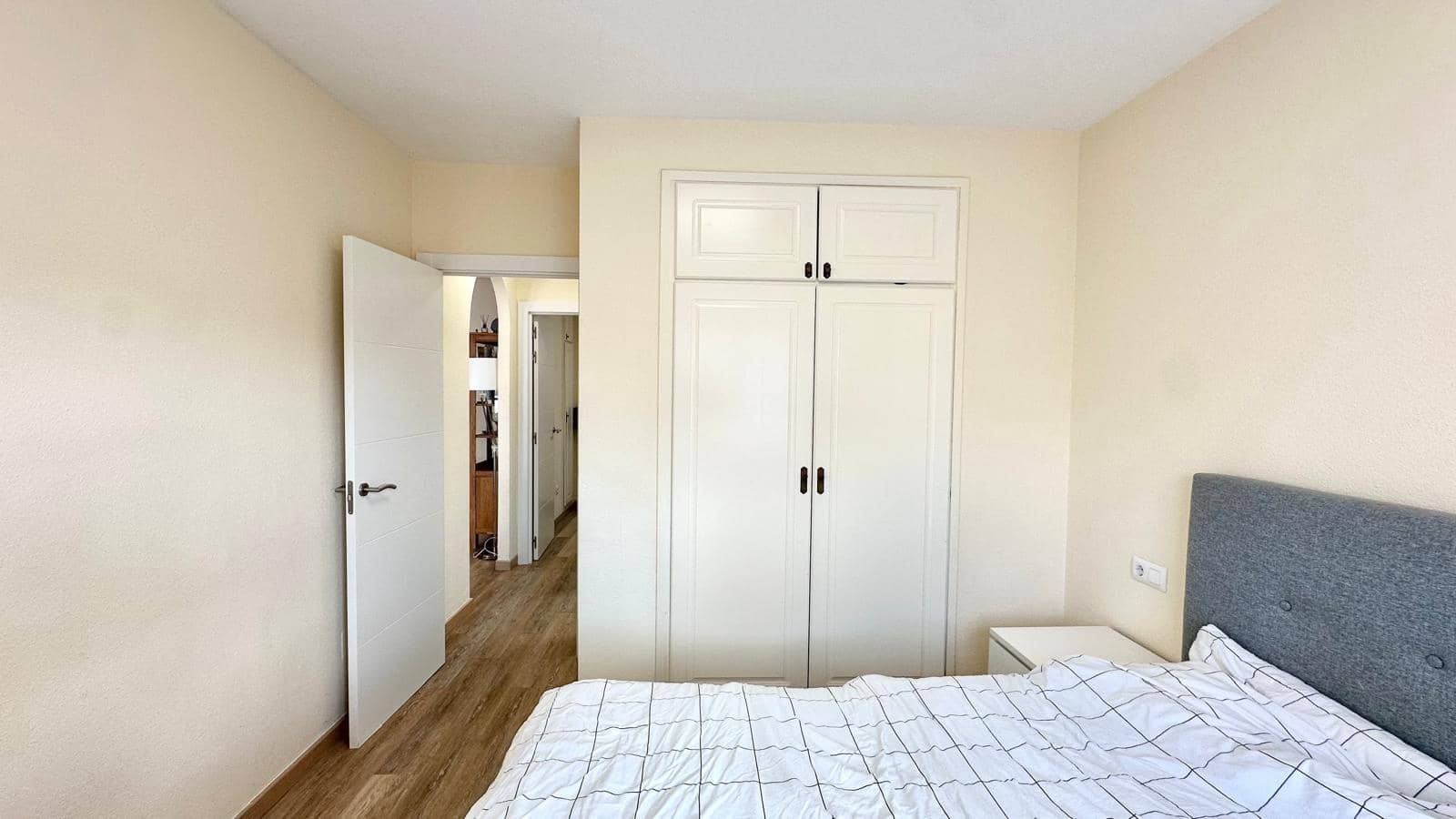 2 quarto Bungalow para venda em Torrevieja com piscina - 194 900 € (Ref: 9464905)