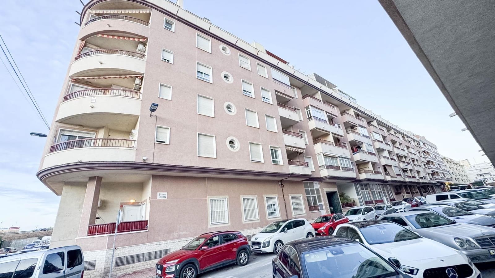 Apartamento de 3 habitaciones en Torrevieja en venta - 150.000 € (Ref: 9464911)