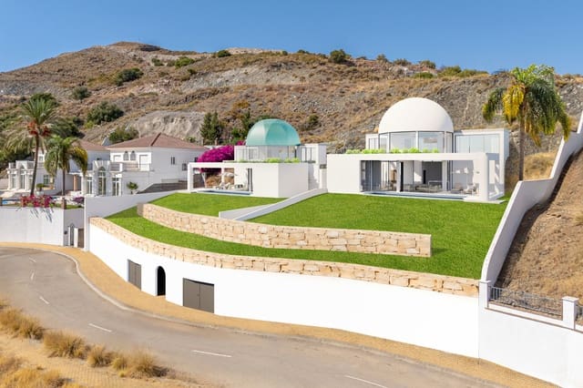 3 soveværelse Villa til salg i Alhaurín el Grande med swimmingpool - € 779.000 (Ref: 9468312)