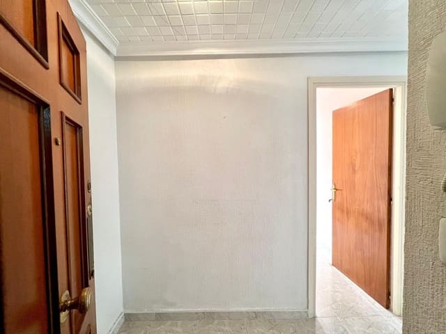 Apartamento de 3 habitaciones en Centro - Muelle Pesquero, Torrevieja en venta - 198.000 € (Ref: 9470325)