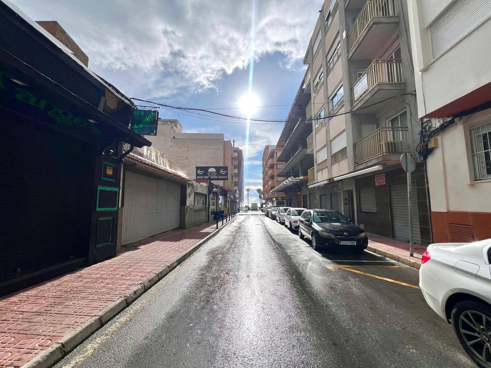 Apartamento de 3 habitaciones en Torrevieja en venta - 198.000 € (Ref: 9470325)