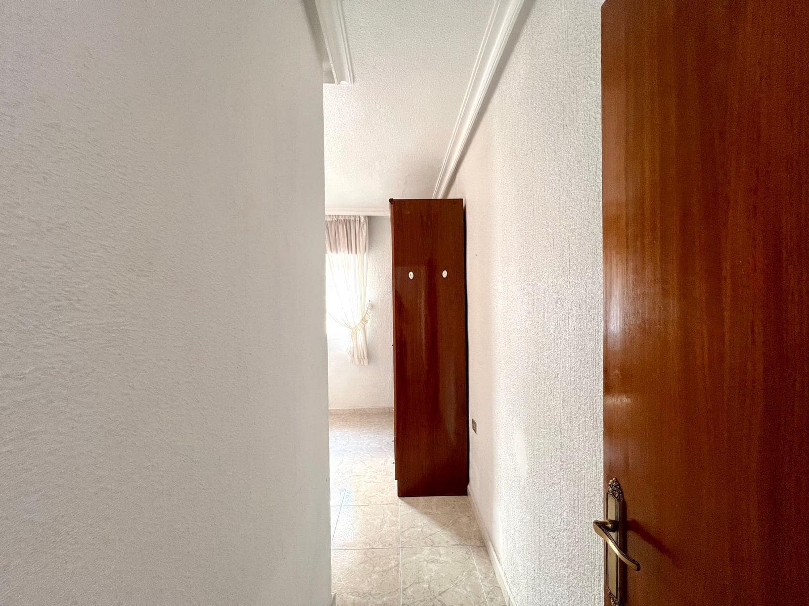 Apartamento de 3 habitaciones en Torrevieja en venta - 198.000 € (Ref: 9470325)