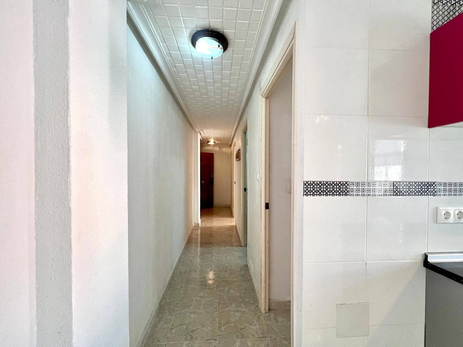 Apartamento de 3 habitaciones en Torrevieja en venta - 198.000 € (Ref: 9470325)