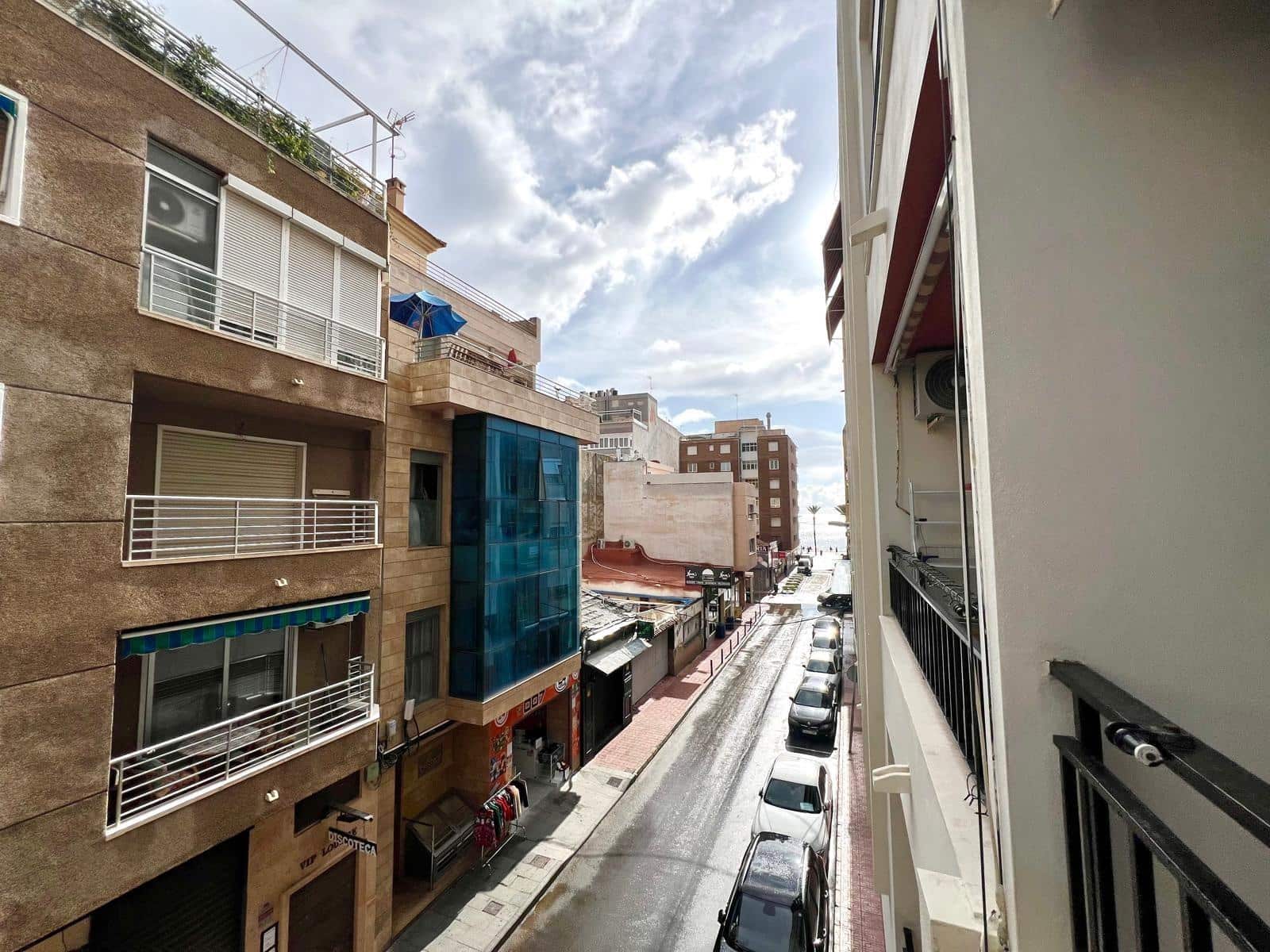 Apartamento de 3 habitaciones en Torrevieja en venta - 198.000 € (Ref: 9470325)