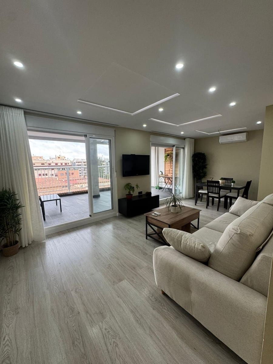 Ático de 2 habitaciones en Orihuela en venta - 179.000 € (Ref: 9470326)