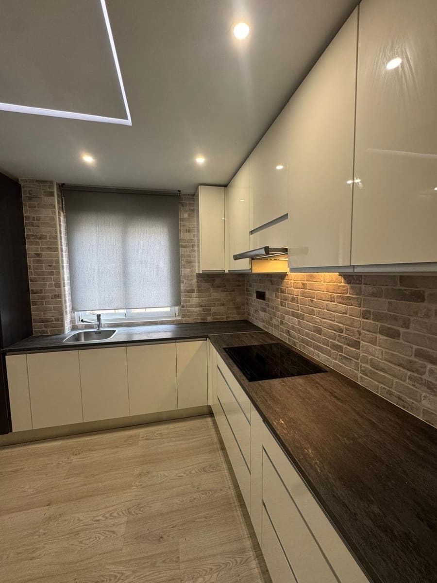 Ático de 2 habitaciones en Orihuela en venta - 179.000 € (Ref: 9470326)