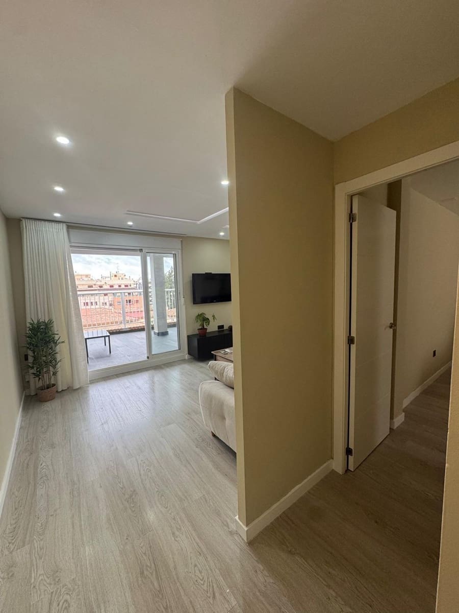 Ático de 2 habitaciones en Orihuela en venta - 179.000 € (Ref: 9470326)