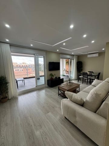 Ático de 2 habitaciones en Orihuela ciudad, Orihuela en venta - 179.000 € (Ref: 9470326)