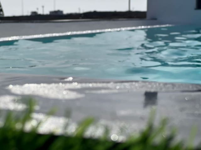 4 quarto Moradia para venda em Corralejo, La Oliva com piscina - 1 545 000 € (Ref: 9470328)